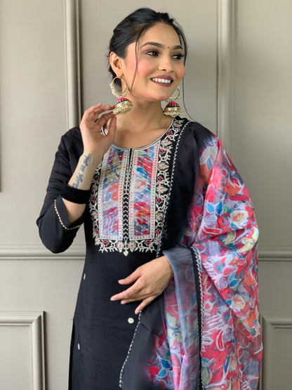 Midnight Black Floral Kurta Set